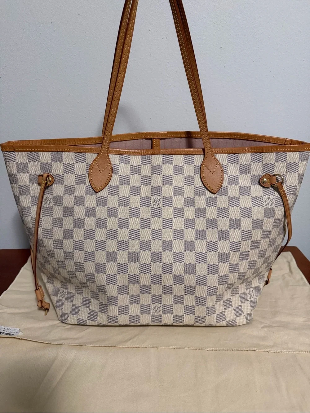 Authentic Louis Vuitton Neverful MM